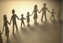 Équilibre et tradition: Naviguer les défis des valeurs familiales dans le couple