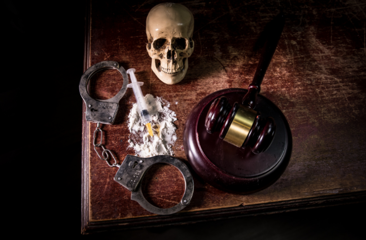 Comprendre la Drogue : Les Dangers de la Dépendance