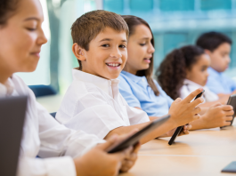 L’intégration de la technologie dans l’éducation : Un monde d’apprentissage innovant pour nos enfants