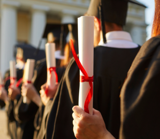 La Reconversion Professionnelle pour les Diplômés : Ouvrir de Nouvelles Perspectives