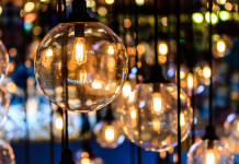 Créer une Harmonie Festive : Gérer les Divergences de Préférences en Matière de Décoration