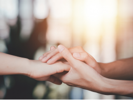 Unis Dans l’Adversité : Trouver la Force Ensemble Face aux Épreuves de la Vie