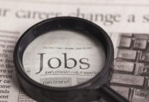 Les conséquences d’un chômage prolongé sur une relation de couple : défis conjugaux et façons d’y faire face