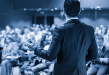 Des Stratégies pour Enseigner la Communication Orale aux Enfants