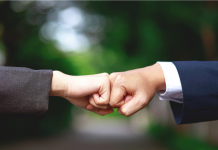 Soutenir l’autre à travers les grandes transitions de vie : Une équipe solide