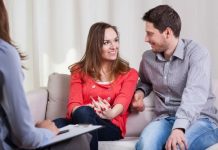 Les bienfaits de la thérapie de couple : Amélioration de la communication, résolution des conflits et renforcement du lien émotionnel