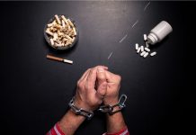 Ensemble vers la guérison : l’impact de la toxicomanie sur les relations et la recherche d’aide