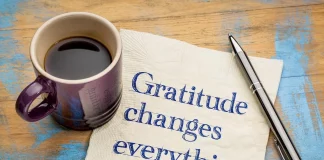 Tisser des Liens d’Amour : La Gratitude et l’Appréciation selon les Valeurs Juives