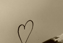 Tisser des Liens d’Amour et de Tendresse: Un Voyage vers une Intimité Émotionnelle Renforcée