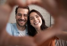 Sacraliser le Quotidien: Construire des Connexions Profondes dans la Vie Moderne