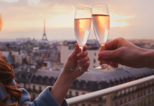 Cultiver la Connexion Émotionnelle à travers des Rêves et Fantaisies Partagés