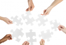 Pratiquer l’Art de la Collaboration et du Travail d’Équipe dans la Relation