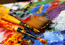 L’Art et le Symbolisme dans la Cérémonie Juive : Une Fenêtre sur la Tradition