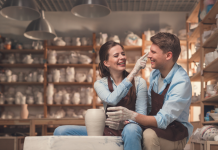 L’Art d’Aimer : Entre Soutien, Encouragement et Expression Créative