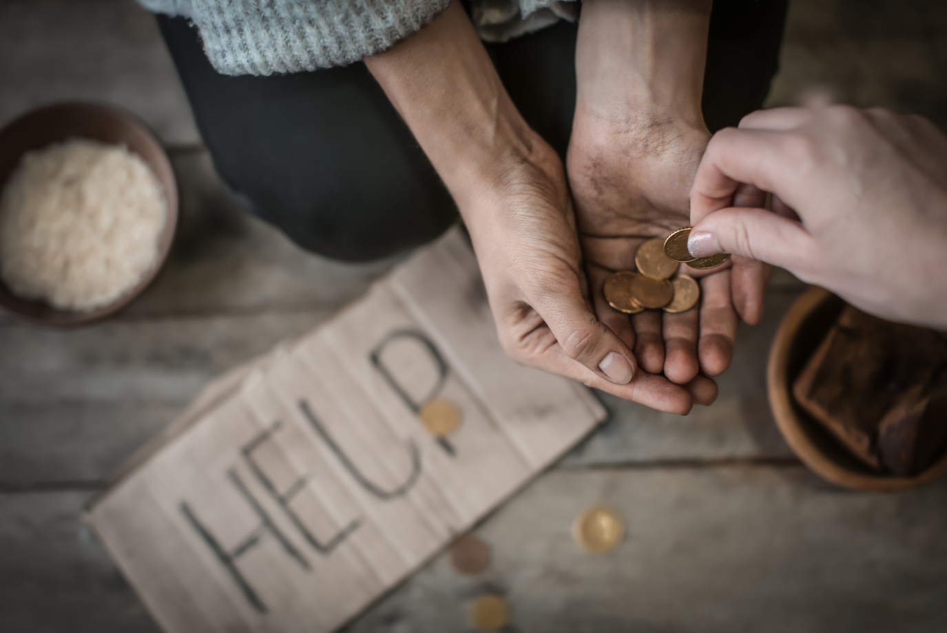 La Tzedakah et la Responsabilité Sociale : Un Voyage du Coeur à l’Action