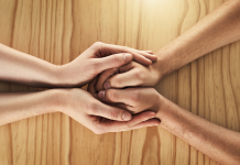 Solidifiez le Lien : Cultivez la Confiance avec Cohérence et Assurance !