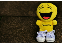 Rire Ensemble: Renforcer les Liens du Couple avec Humour et Légèreté