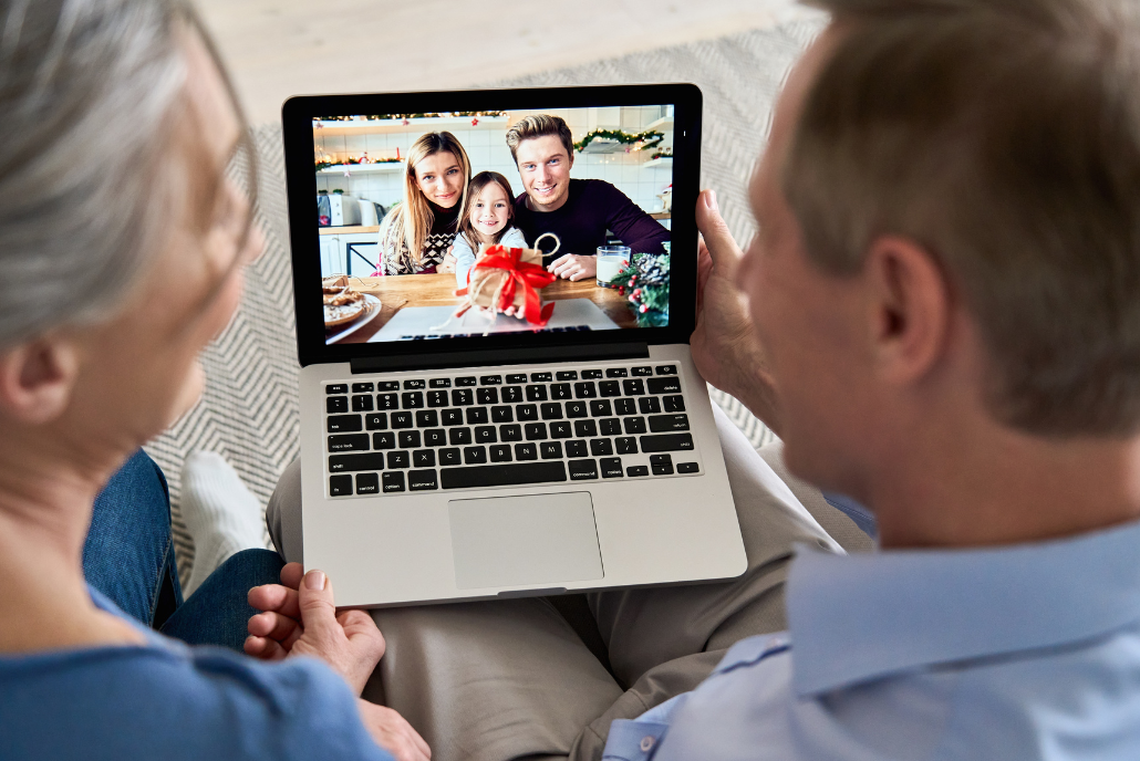 Rapprocher les Familles: Communication et Connexion à l’ère Numérique
