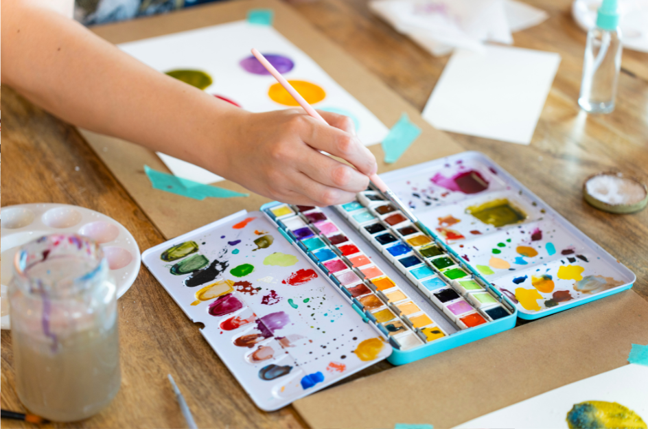 L’intégration des arts et de l’artisanat dans l’apprentissage