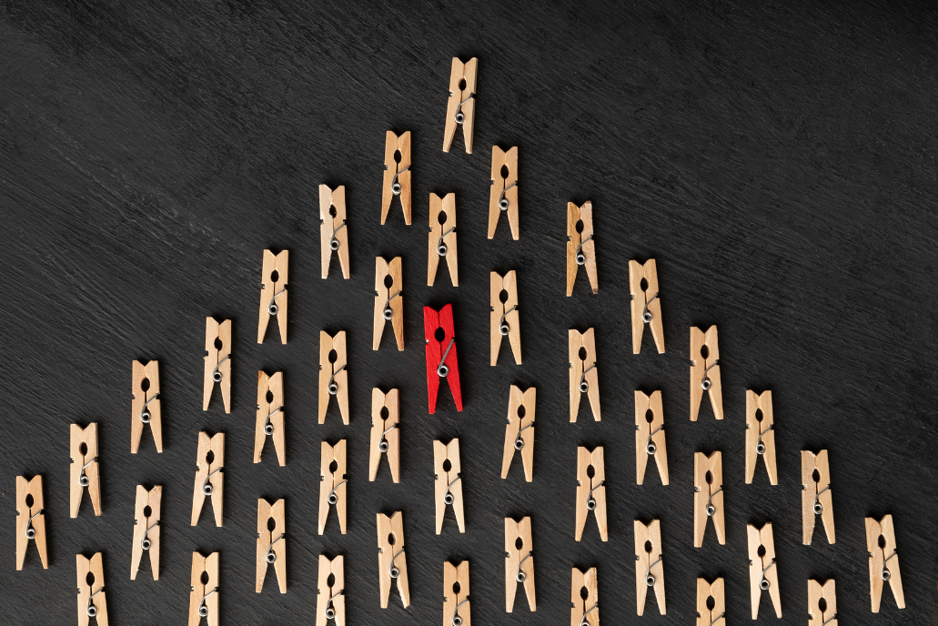 L’Art de la Reconnaissance: Célébrer nos Différences à travers le Prisme de la Tradition Juive