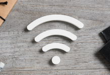 La Communication Digitale : Un Monde de Connexions et de Défis