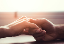 Cultiver un Avenir de Reconnaissance: Célébrer Ensemble Chaque Pas Vers le Progrès