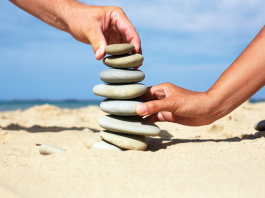 Forger l’Avenir Ensemble: L’Art de Célébrer et Valoriser dans la Tradition Juive