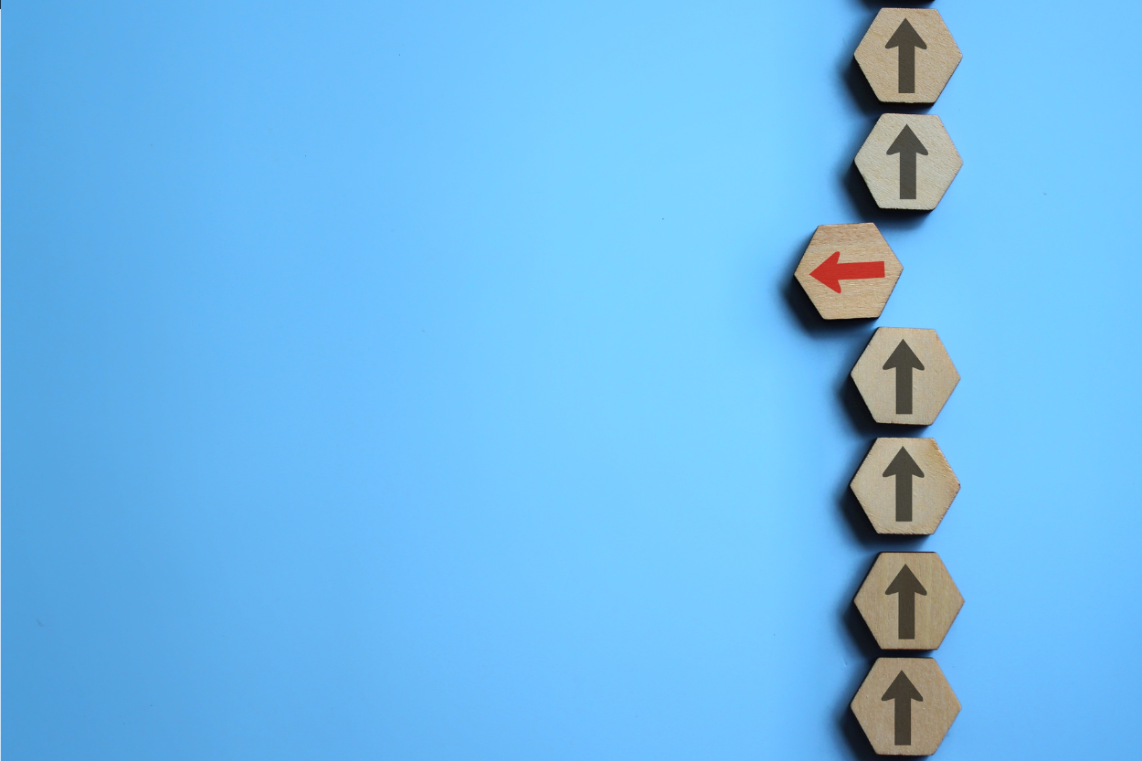 Embrasser des Chemins Non Conformes: Une Réflexion sur les Choix de Vie Alternatifs