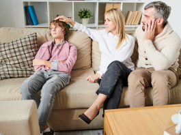 Vivre avec les adolescents : Un défi de taille pour l’harmonie familiale