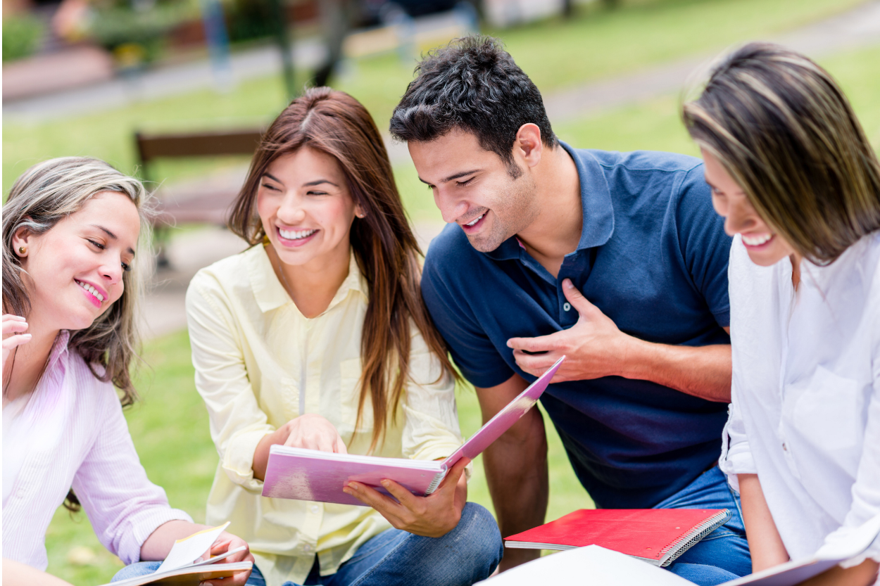 L’harmonie dans la différence : Gestion du désir de socialisation dans le couple