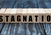 Redynamiser l’Amour : Stratégies pour Naviguer à travers la Stagnation dans les Relations de Couple