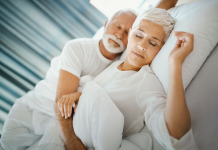Harmoniser les Rituels de Sommeil dans le Couple : Une Approche Inspirée par les Valeurs Spirituelles Juives