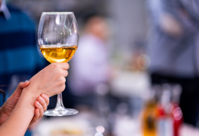 Comprendre et Gérer les Divergences dans les Habitudes de Consommation d’Alcool