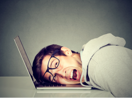 Surmonter la Frustration : Techniques, Déclencheurs et Soutien Mutuel