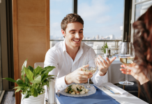 Explorer la Spiritualité en Couple: Dialogue et Engagement