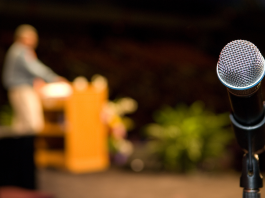 Développement des compétences en prise de parole en public