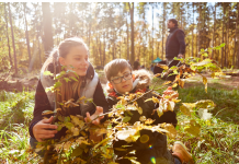 Les Attitudes Divergentes envers l’Éducation des Enfants