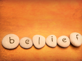 Gérer les différences de croyances spirituelles dans le couple image mis en avant dans article couple Gérer les différences de croyances spirituelles dans le couple