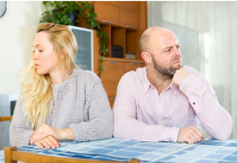 Surmonter les conflits liés aux attentes religieuses dans un couple