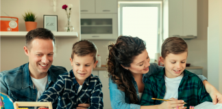 Comment équilibrer les responsabilités parentales tout en maintenant l’harmonie familiale