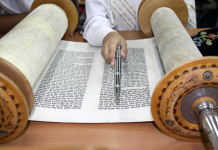 Encourager les adolescents à participer aux prières communautaires