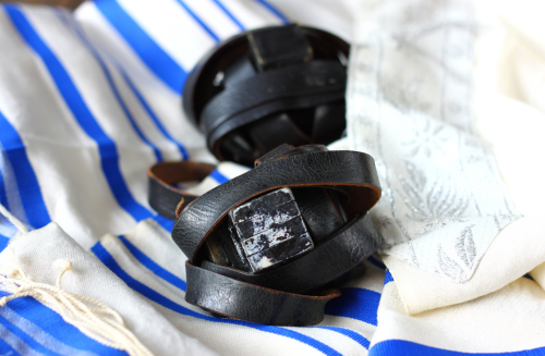 Encourager la prière communautaire chez les adolescents