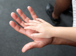 Comment soutenir votre enfant dans l’amélioration de ses aptitudes sociales PODCAST.