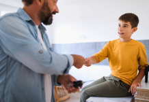 Assister les enfants qui ont des besoins d’apprentissage particuliers.PODCAST