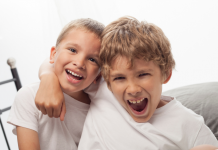 Améliorer la relation entre frères et sœurs : comment promouvoir un bon rapport entre les enfants. PODCAST