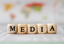 Éducation aux médias et consommation critique : Acquérir des aptitudes pour se déplacer dans le monde digital. PODCAST