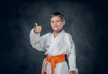 Encourager la discipline positive dans le domaine de l’éducation : Élever des principes spirituels pour une instruction efficace.PODCAST