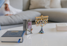 Favoriser les échanges sur les principes et les convictions. PODCAST