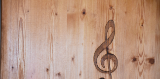 Le rôle de la musique dans l’éducation spirituelle des adolescents