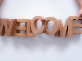 Accueillir l’enfant comme il est – non comme on voudrait qu’il soit Image mis en avant bienvenu dans article education Accueillir l’enfant comme il est – non comme on voudrait qu’il soit